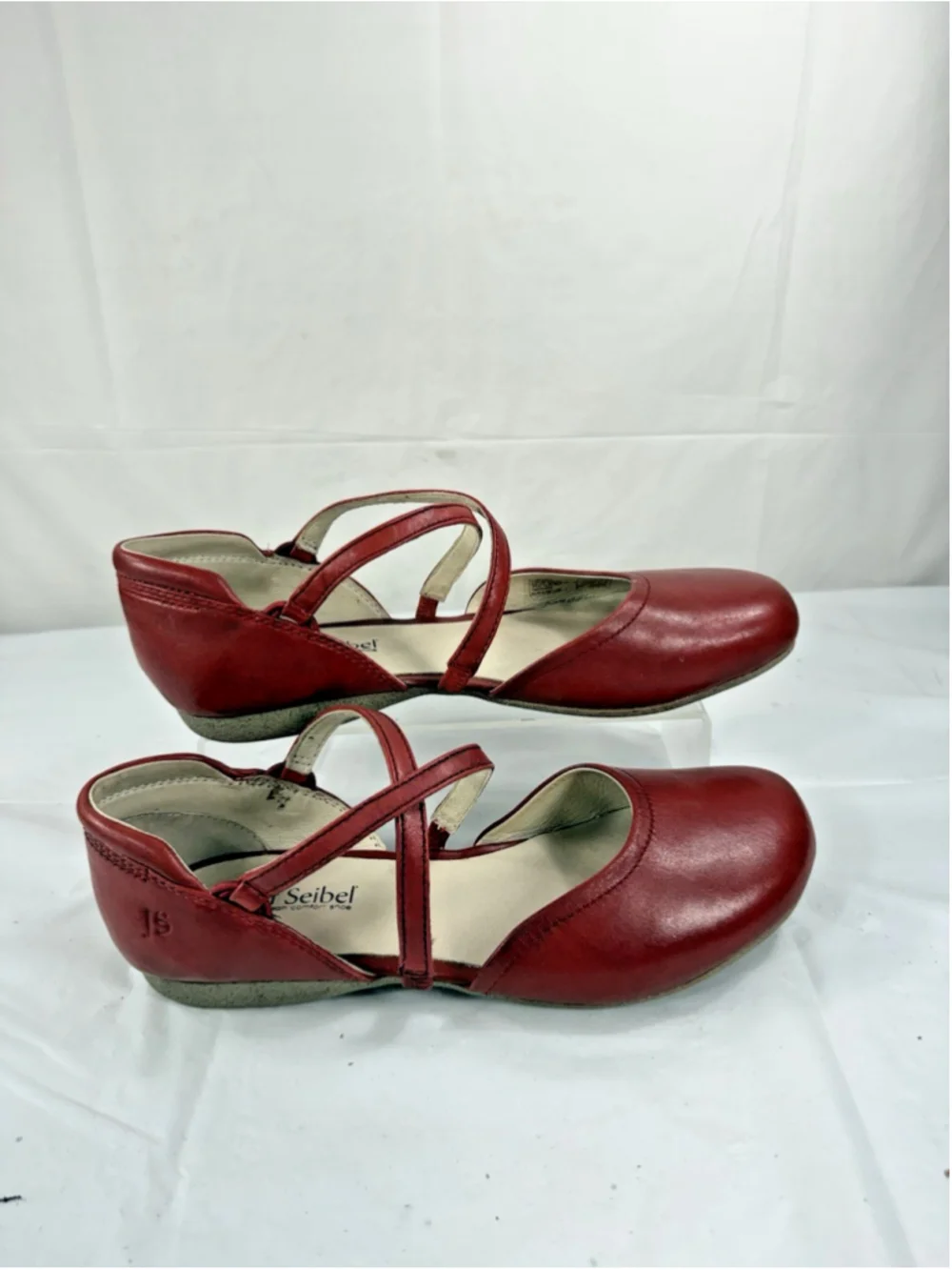 Josef Seibel Fiona 13 leather ballerina flat in red sz 38